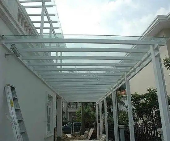 玻璃走道/玻璃雨棚/地下室出口玻璃雨棚/宏康专业安装公司