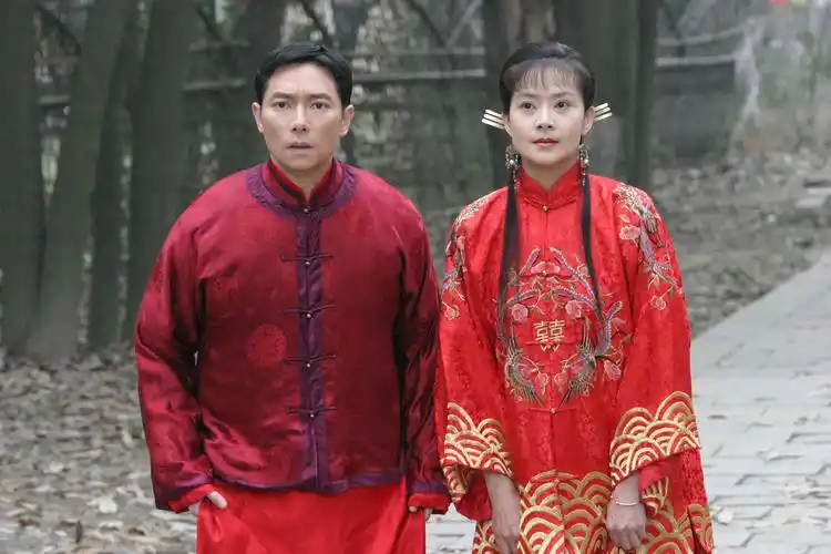 息影六年"婉君"复出,俞小凡泪洒《中国媳妇》