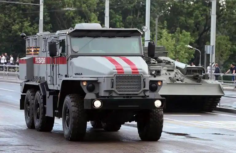 乌拉尔vv装甲车