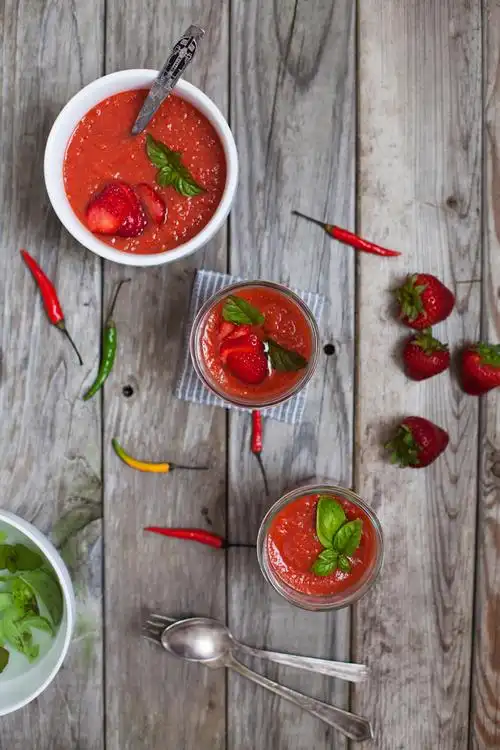 simple spicy strawberry gazpacho - golubka kitchen