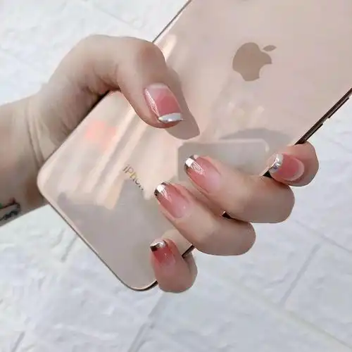 这么好看的渐变美甲怎么能放过