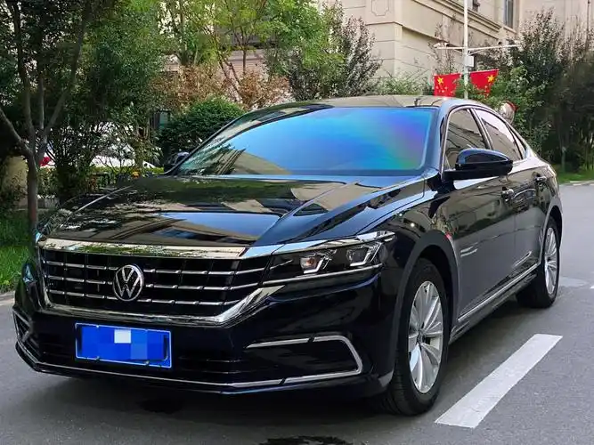 济南2021年7月大众帕萨特2021款330tsi精英版黑色手动挡