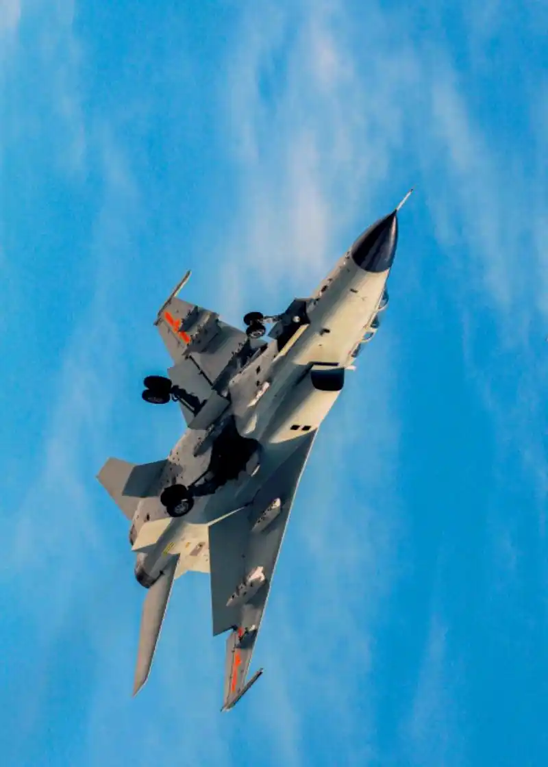 一组漂亮的飞豹战斗机照片