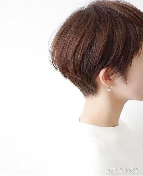 短发无论怎么剪,也要试试这15款,利落蓬松很时尚