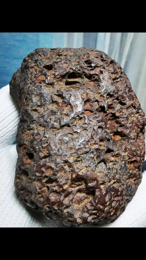 高熔金属球粒陨石