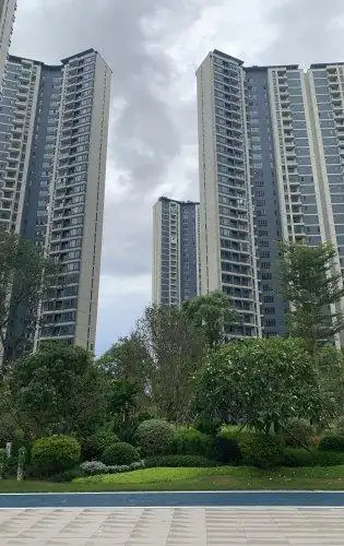 融创臻园一期楼栋外观