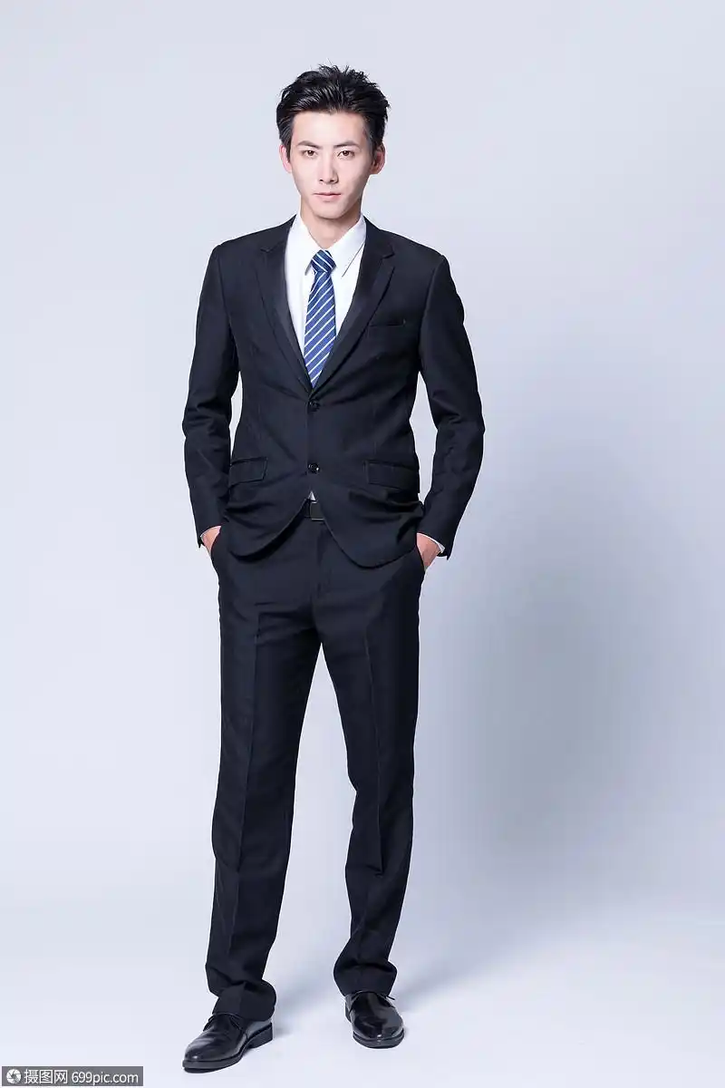 商务男性形象人物正装