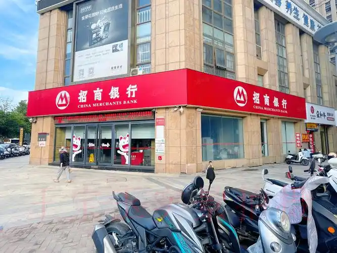 【11图】沈庄新城急售丨优惠86万(20米面宽) 三面展示 银行租户,郑州