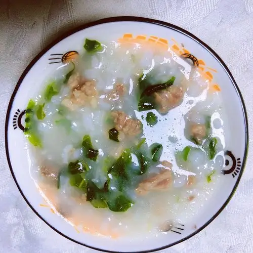 早餐:青菜瘦肉粥