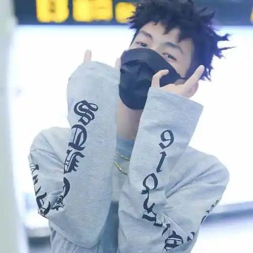 水有没有i贝瓷来分享点李京泽曾经的美照01110更新多图流量慎点