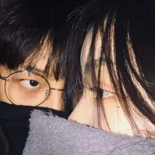 非常甜又恩爱的情侣头像00后情侣专属一对两张