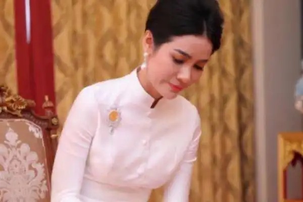 泰国王妃诗妮娜