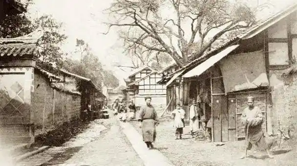 47张成都清朝老照片,看百年前的"锦官城"