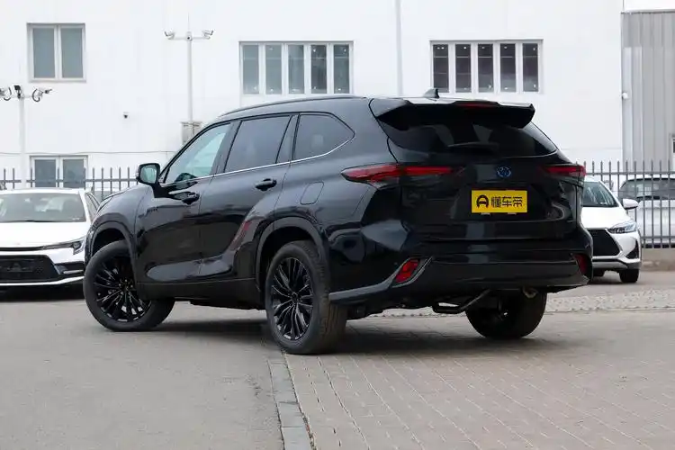 作为广汽丰田旗下的中型suv,丰田汉兰达在国内市场拥有不错的口碑和