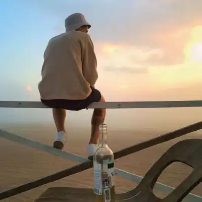 2022最潮最火男生头像成熟的,自爱沉稳而后爱人