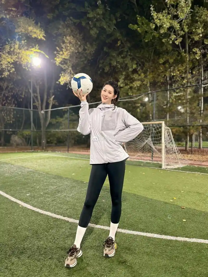 tango创世版会员|前中国女排著名副攻手薛明