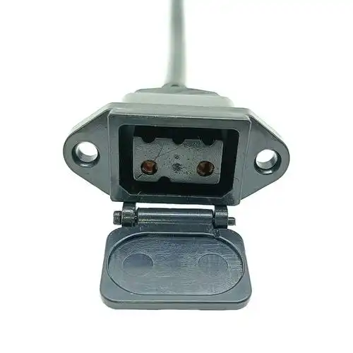 立马新日雅迪三圆孔电动车充电器口带盖防水插三孔充电线连接插座