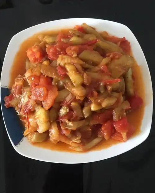 那一抹天使的浅笑做的茄子炒西红柿