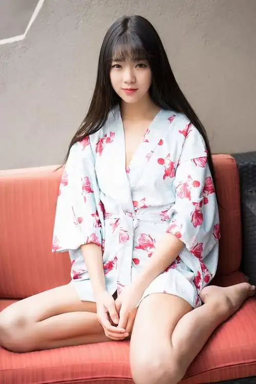 【美图共享】 可乐vicky(页 1) - 美女贴图 - 华声论坛 -- 无图精简版