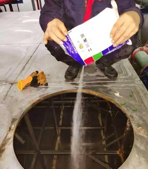 定期清洗生活水箱,保障业主饮水安全!