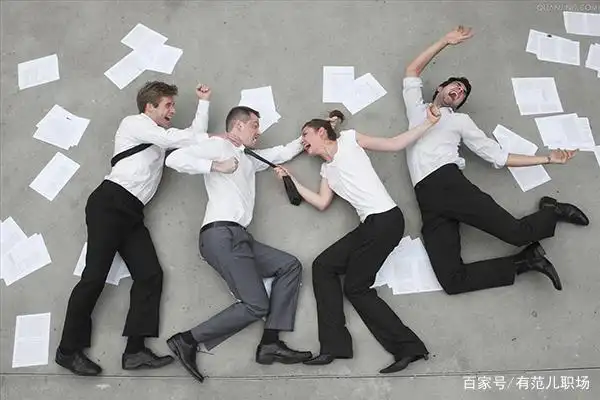 在职场竞争中,如何做到老板与员工之间相互理解呢?