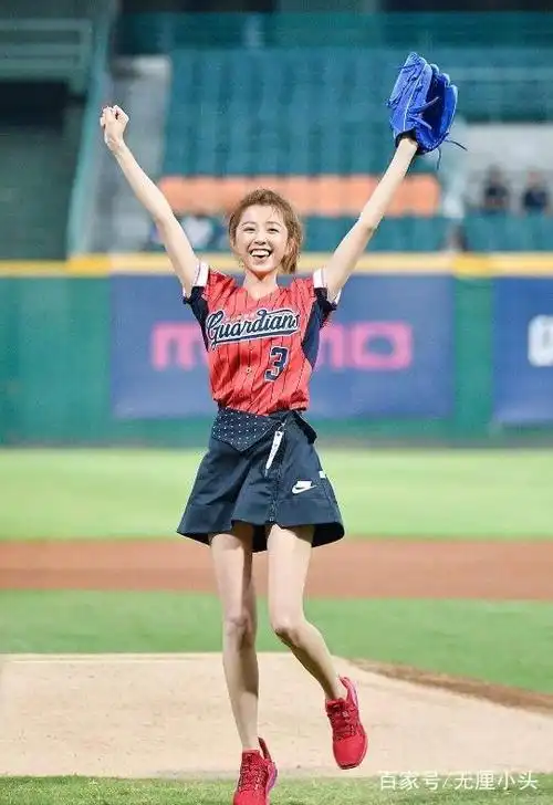 称新一代台湾萌系教主邵雨薇