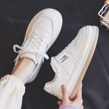 女生板鞋2022春季大头小白鞋女街拍港味复古学生百搭厚底休闲板鞋白色