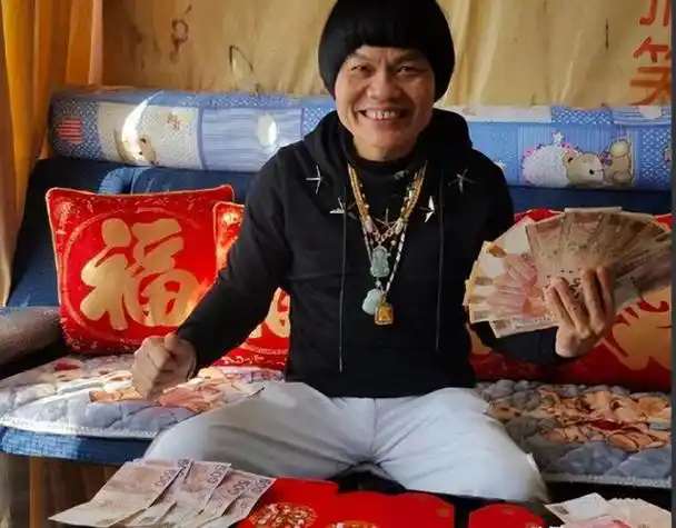 周星驰的"御用配角"八两金,被称为"香港第一丑男"