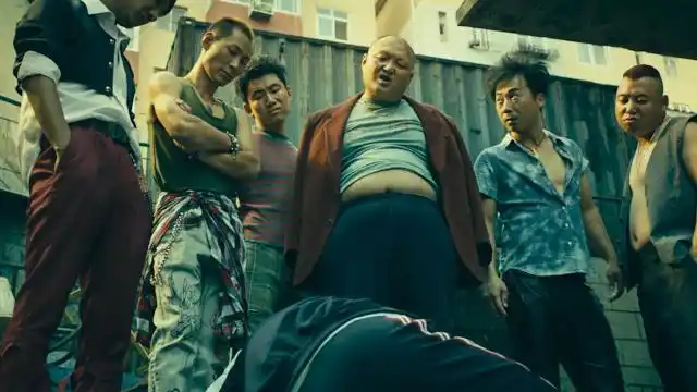 夏洛特烦恼:混混头子陈凯被他演活了!如果那英本人演效果如何?