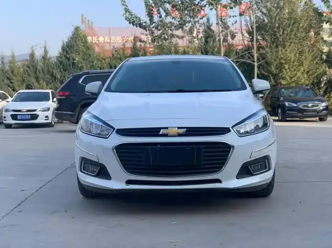 雪佛兰科鲁兹15l自动挡