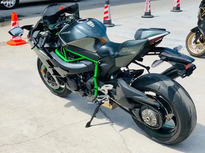 北京速度驿站正规大贸京b2021年2月上牌川崎h2c