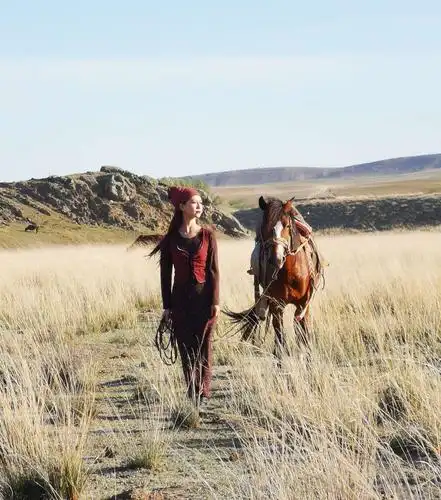 牧羊女,环境人像.