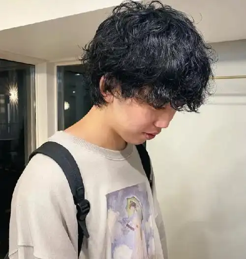 日系纹理烫男发 浓颜帅哥专属烫发_男生烫发 - 美发站