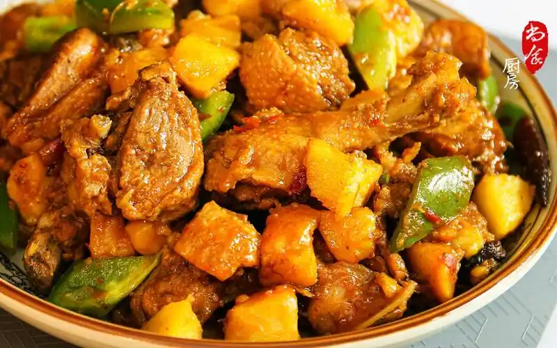 啤酒鸭烧土豆 | 鸭肉味道正宗 土豆超级好吃