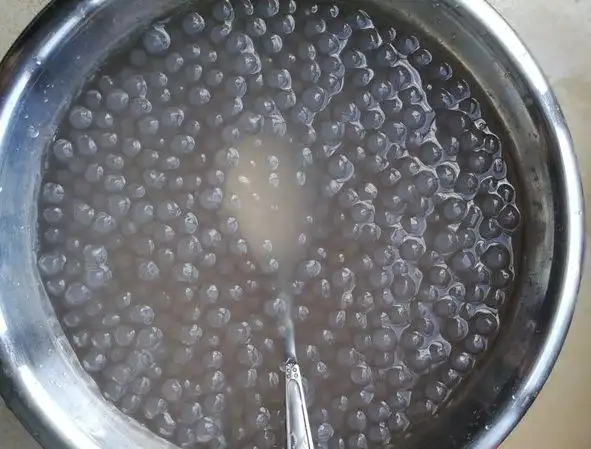 煮西米时冷水还是热水下锅很多人不懂难怪西米夹生