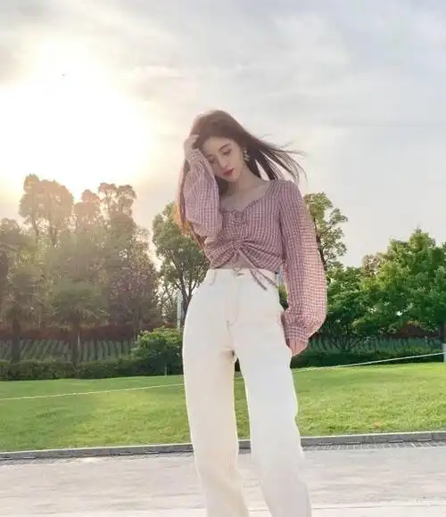 不足1米6的女孩可以学鞠婧祎的私服穿搭青春甜美很有初恋感