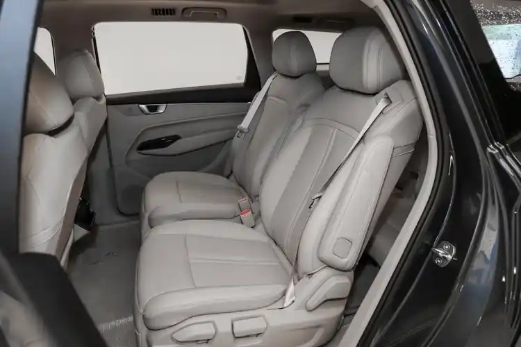 2020款五菱凯捷15tcvt旗舰型