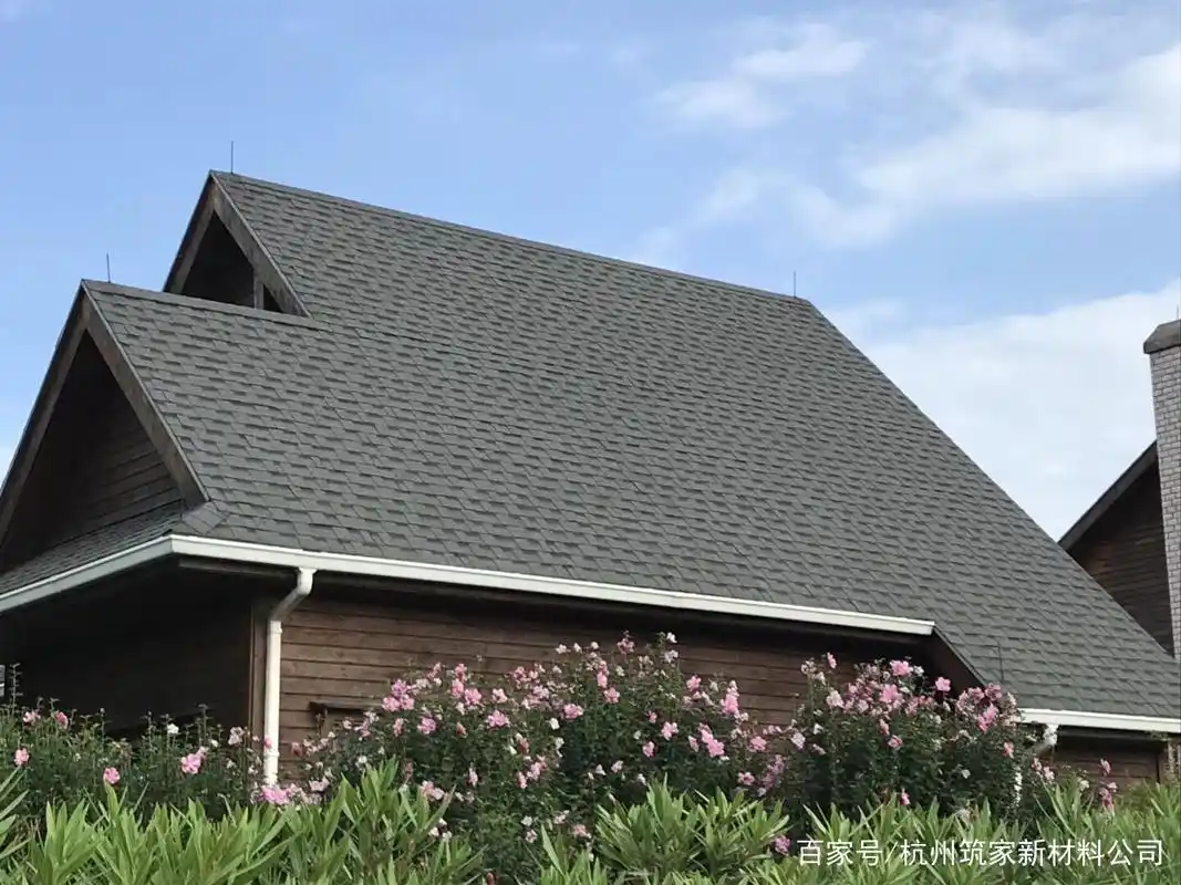 让你的屋面更轻盈可以选择沥青瓦油毡瓦