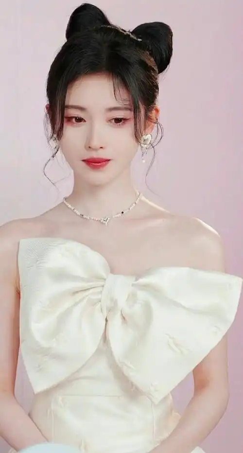 鞠婧祎#天猫直播美图92#鞠婧祎晒七夕live图