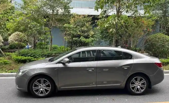 别克 君越 2009款 3.0l旗舰版