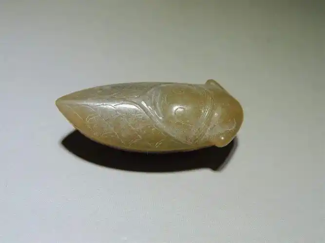 以小见大的雕塑艺术也是古代人文精神的时代见证玉蝉