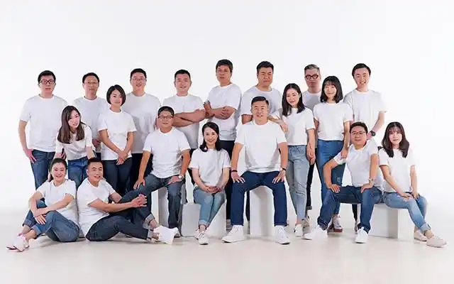 美团【京城社高端人像摄影】10人团体形象照