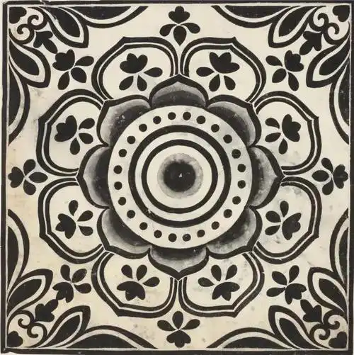 常沙娜说:"我在图案教学中把握的就是两方面——民族的传统和生活的