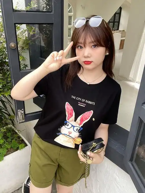 300斤特大码女装胖mm显瘦遮肚上衣夏季新款兔子印花宽松百搭t恤潮