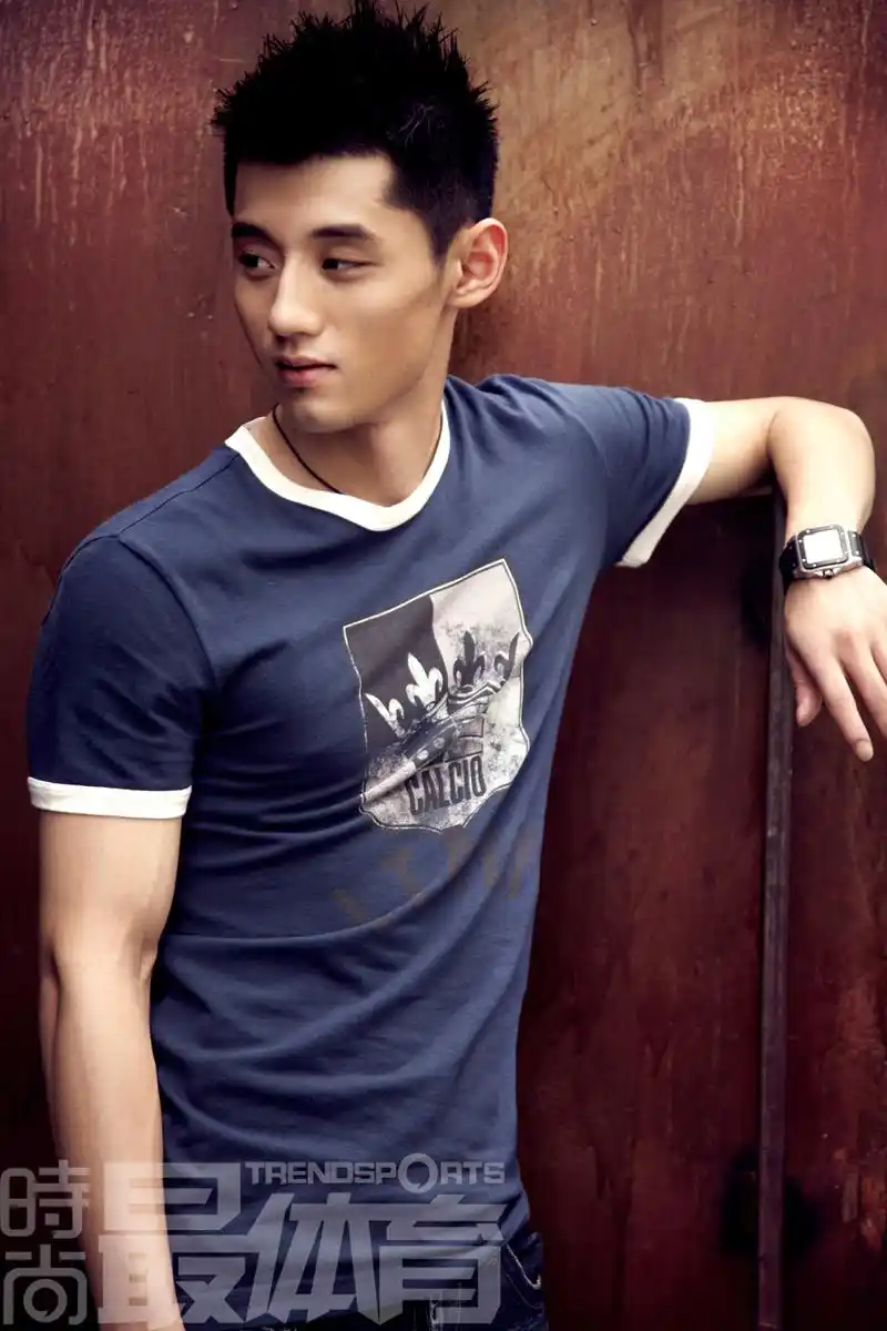 《时尚最体育》第6期ipad版 姚明引发篮球失重张继科别样人生