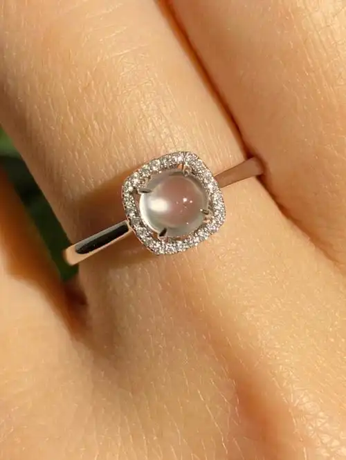 翡翠  #天然翡翠  #翡翠蛋面戒指 #翡翠珠宝  #翡翠镶嵌  #翡翠裸石