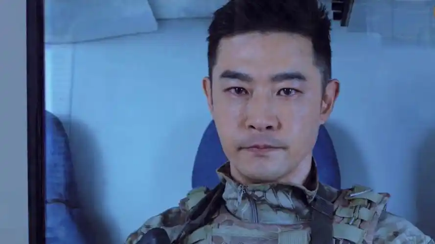 反恐特战队之猎影第四十八集03钟原说服指挥长和各国反恐负责人