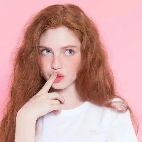 欧美ins超火欧美女生头像