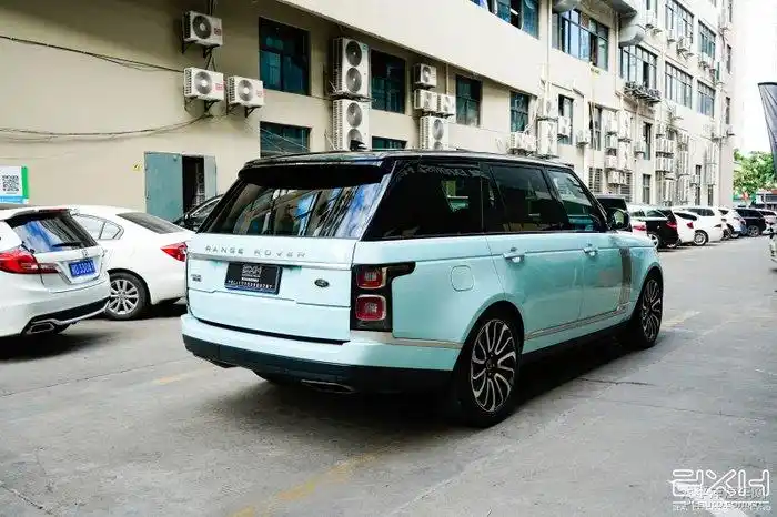 厦门汽车贴膜路虎揽胜改色案例