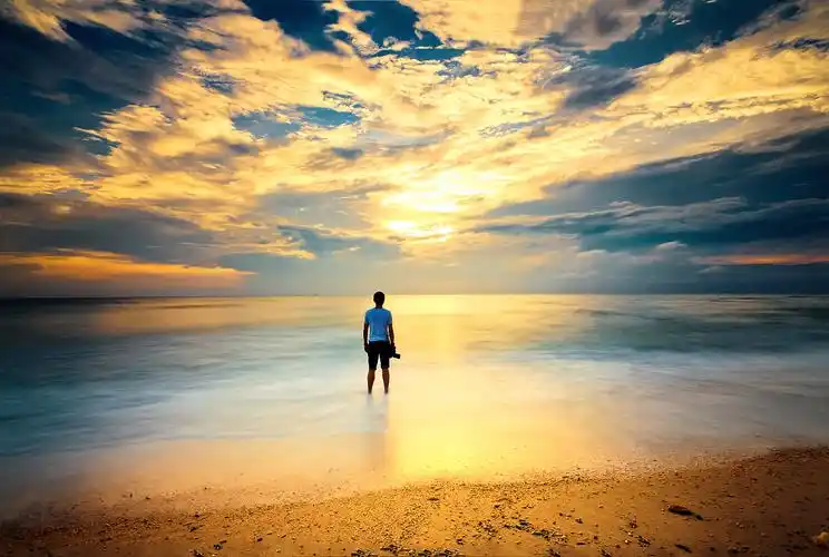 7号等日落的时候遇到的另一个影友,30岁,苏州人,贩过煤炭,开过酒吧,约